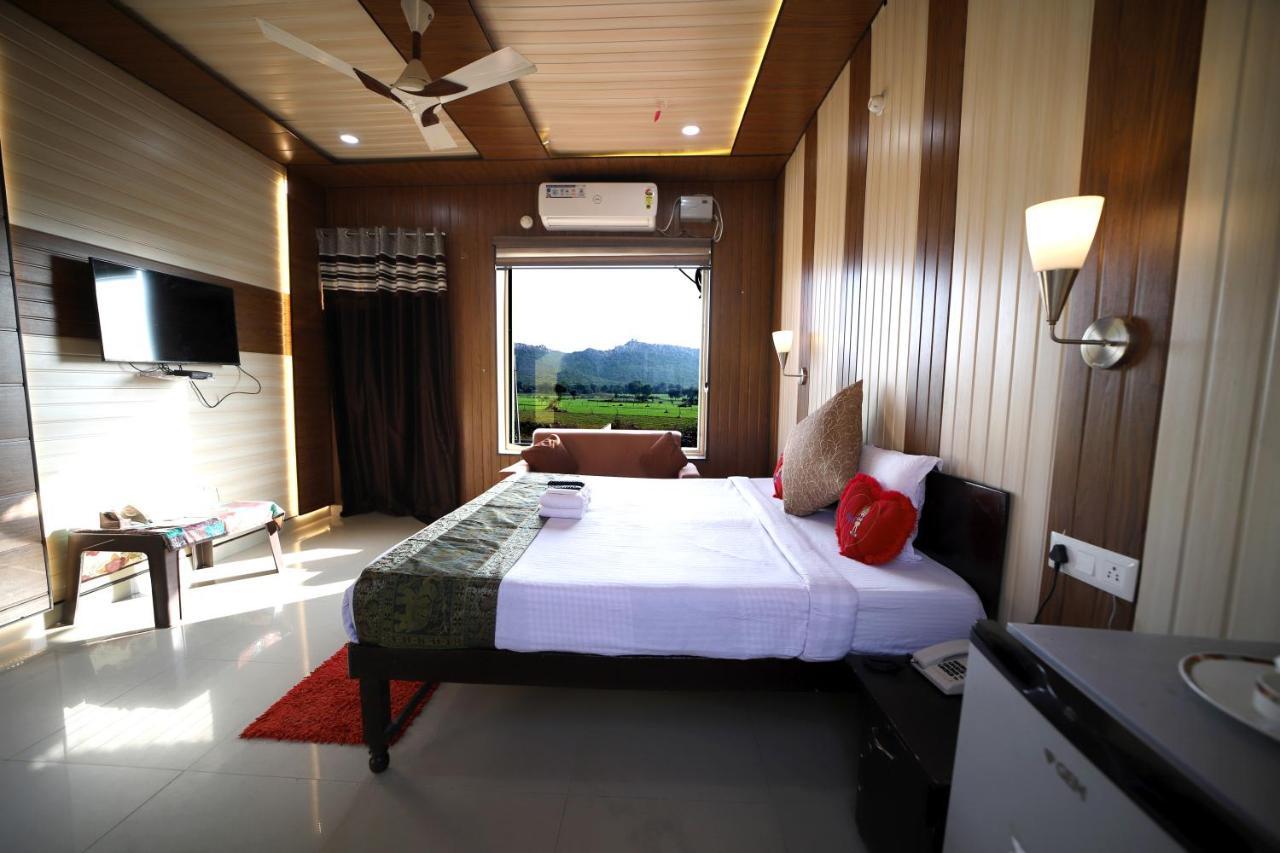 Bundeli Farm Resort & Banquet Orchha Luaran gambar
