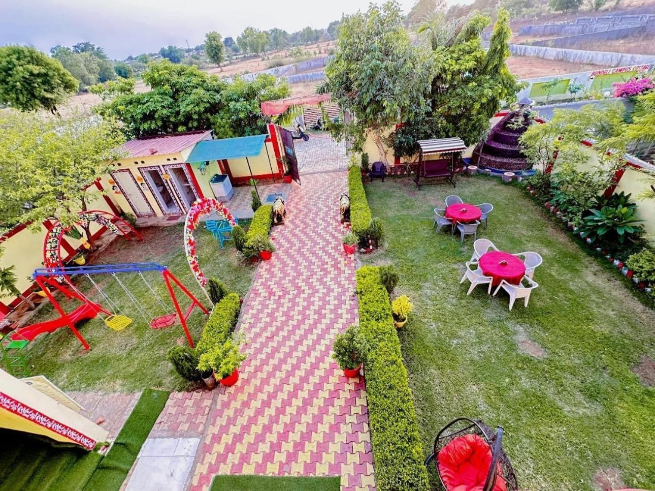 Bundeli Farm Resort & Banquet Orchha Luaran gambar