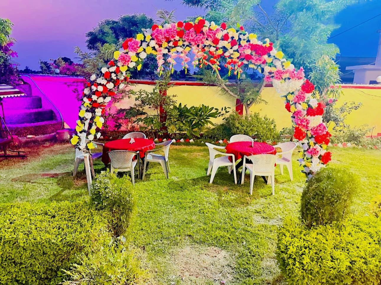 Bundeli Farm Resort & Banquet Orchha Luaran gambar